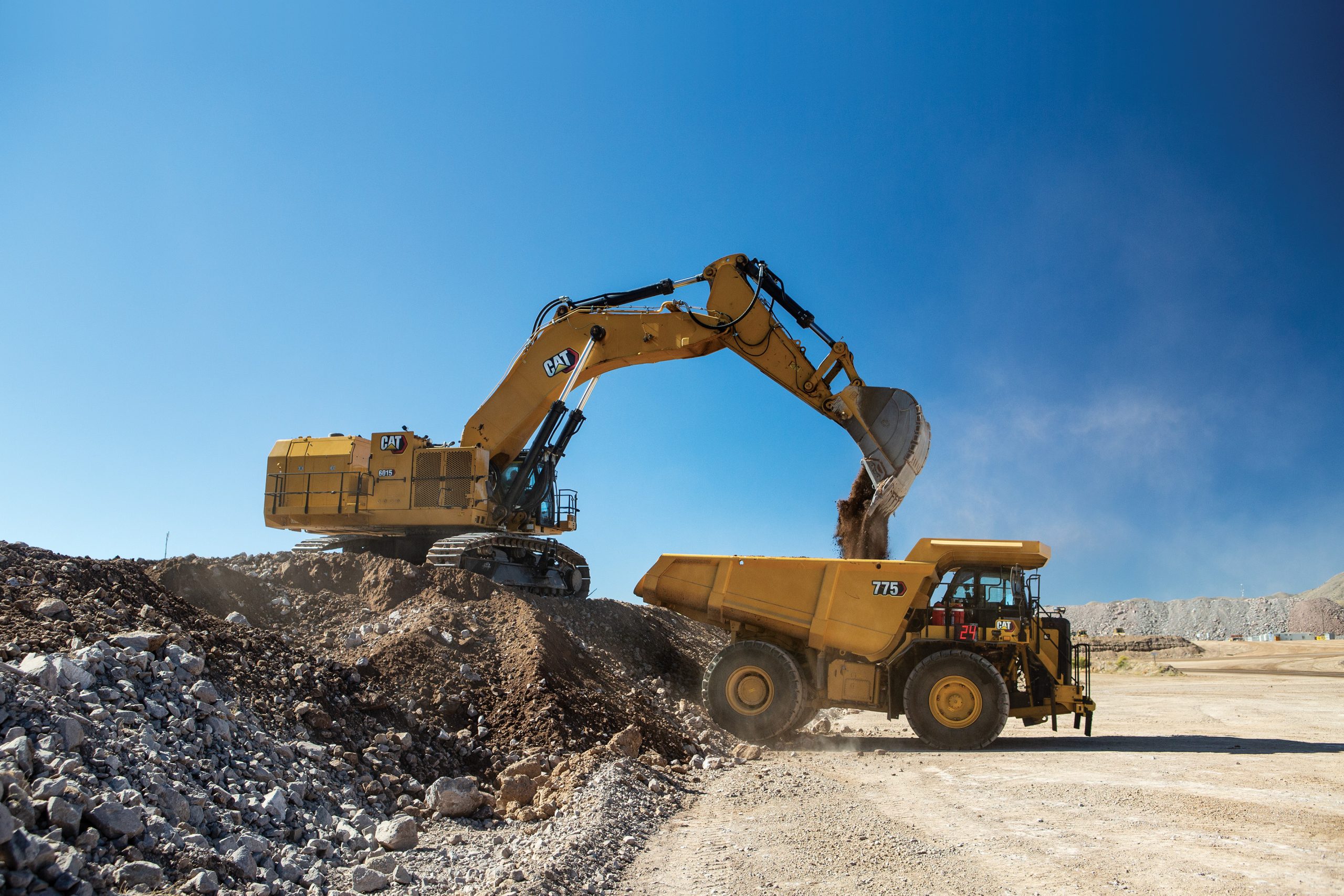 Caterpillar launches new hydraulic mining shovel | iQ Industry